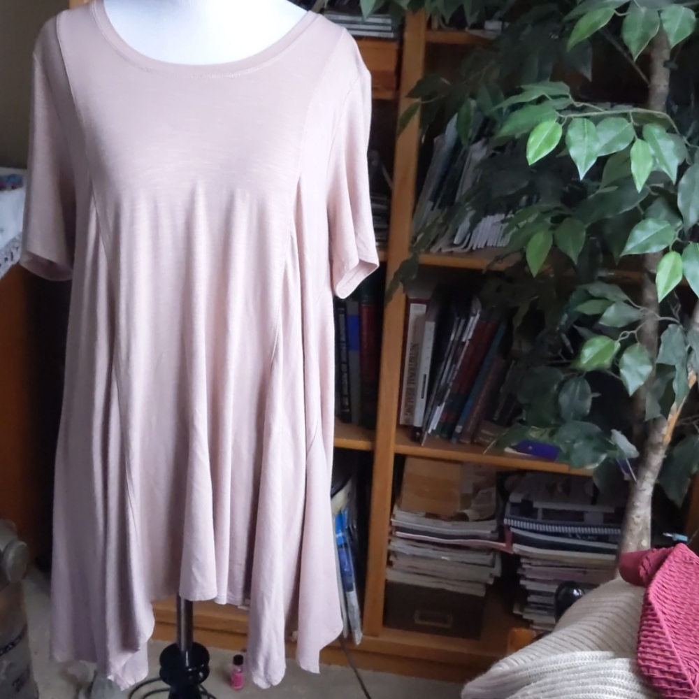 Soft Blush logo tunic/NWOT